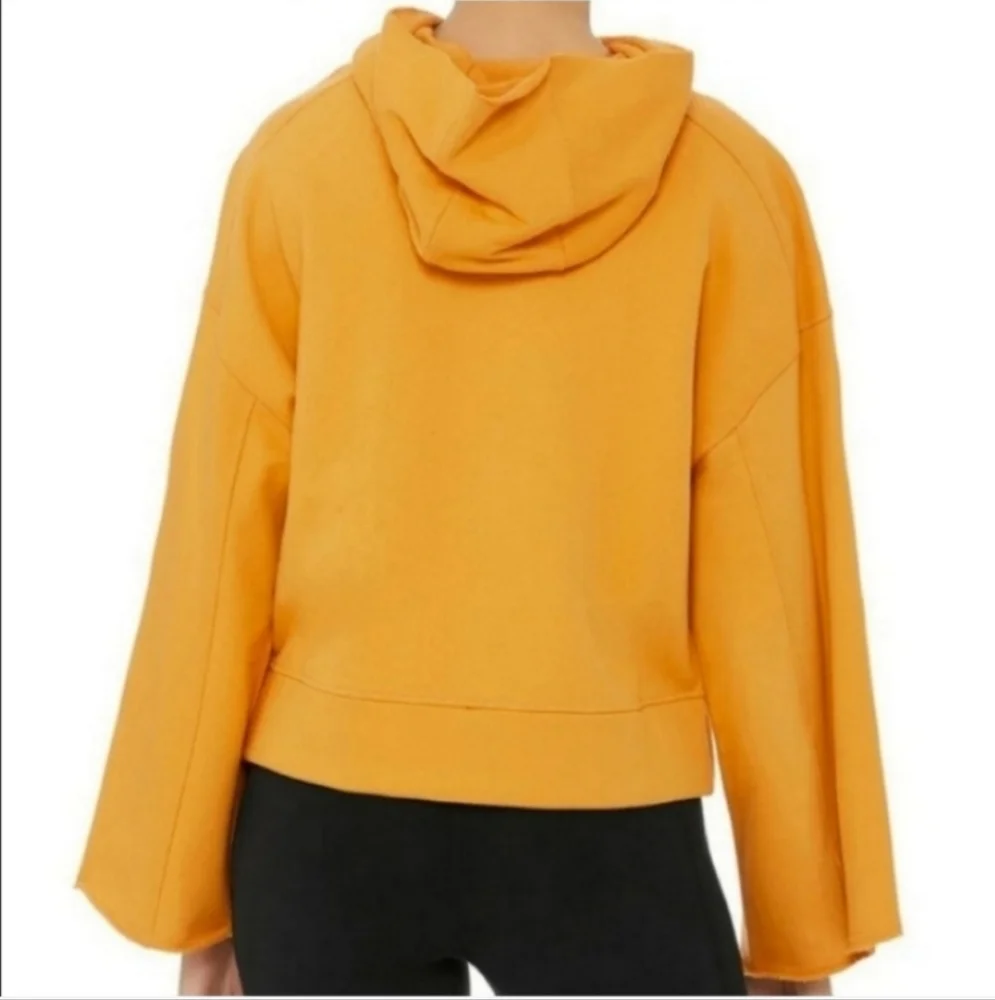 Alo Yoga Low Key Wide Sleeve Hoodie Size Small Tuscan Sun NWT